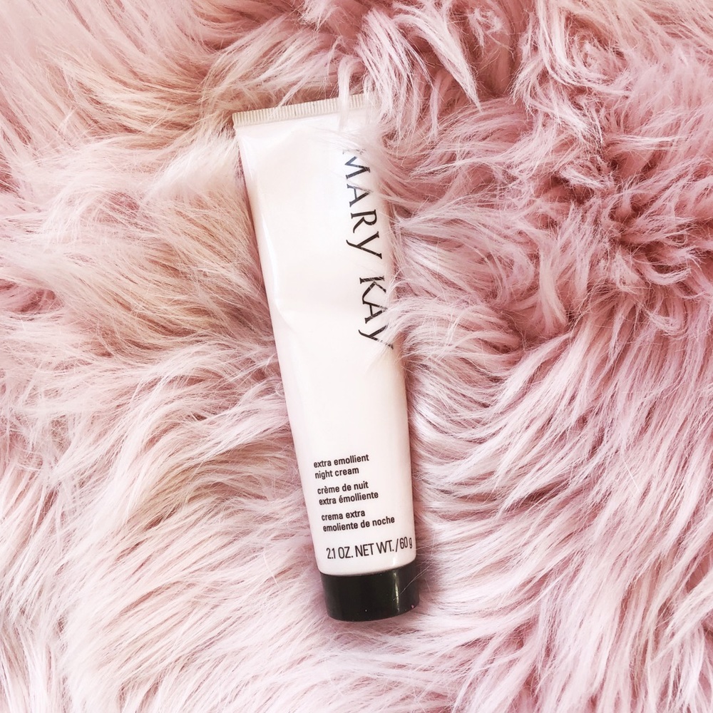 Mary Kay Extra Emollient Night Cream